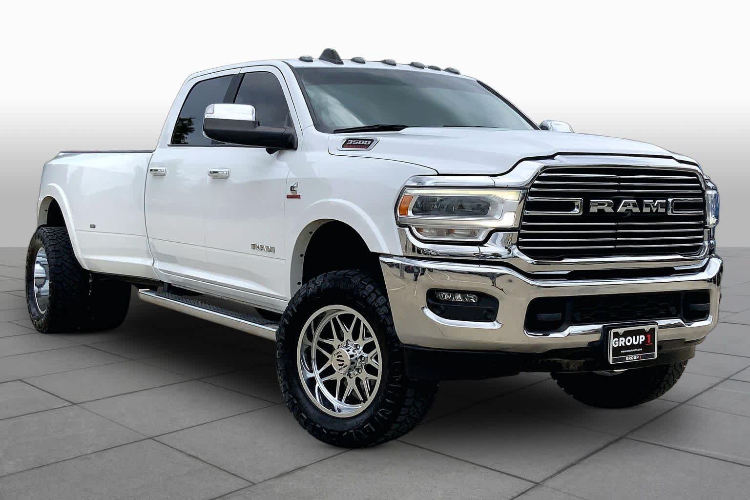Used 2022 RAM 3500 Laramie AWD/4WD image 3