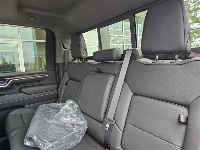 New 2025 GMC Sierra 3500 Denali w/ Denali Reserve Package image 19
