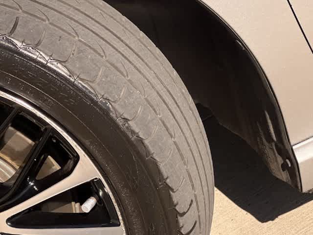 Used 2020 Toyota Camry SE w/ Carpet Mat Package FWD image 23