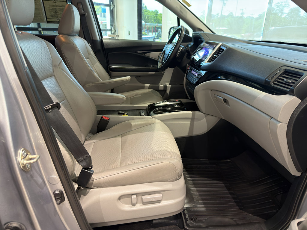 Used 2018 Honda Pilot Elite image 25