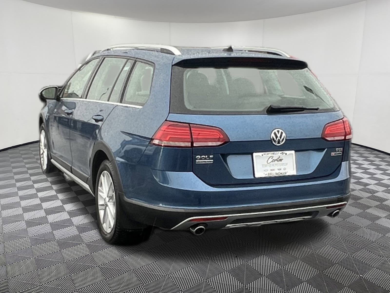Used 2018 Volkswagen Golf Alltrack SE image 4