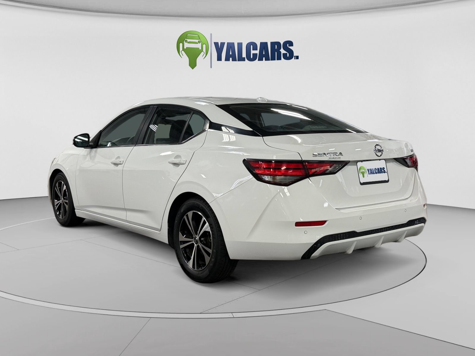 Used 2021 Nissan Sentra SV FWD image 3