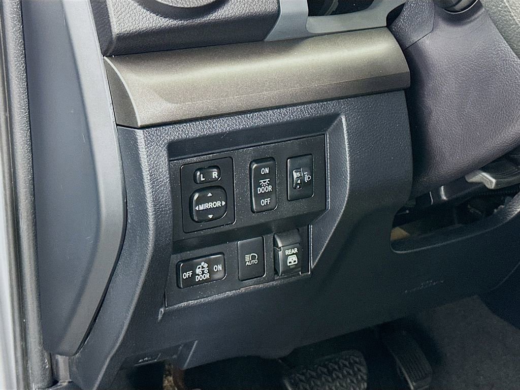 Used 2020 Toyota Tundra SR5 image 10