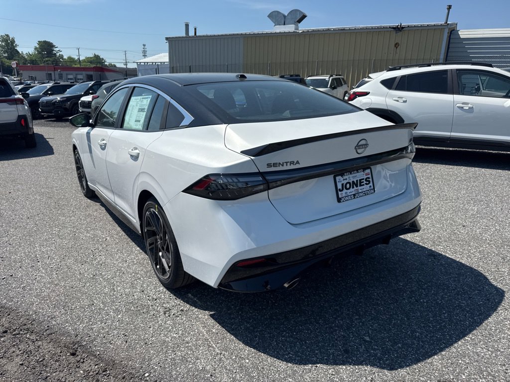 New 2026 Nissan Sentra SR w/ Floor Mat Package FWD image 7