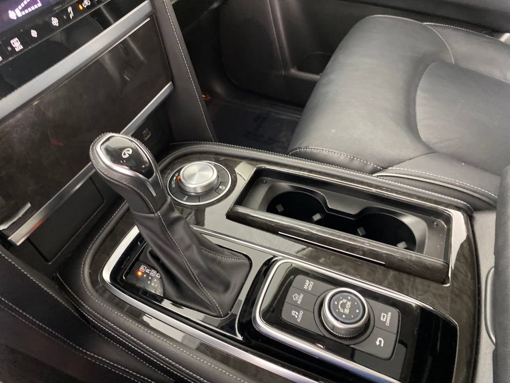 Used 2024 INFINITI QX80 Luxe image 26
