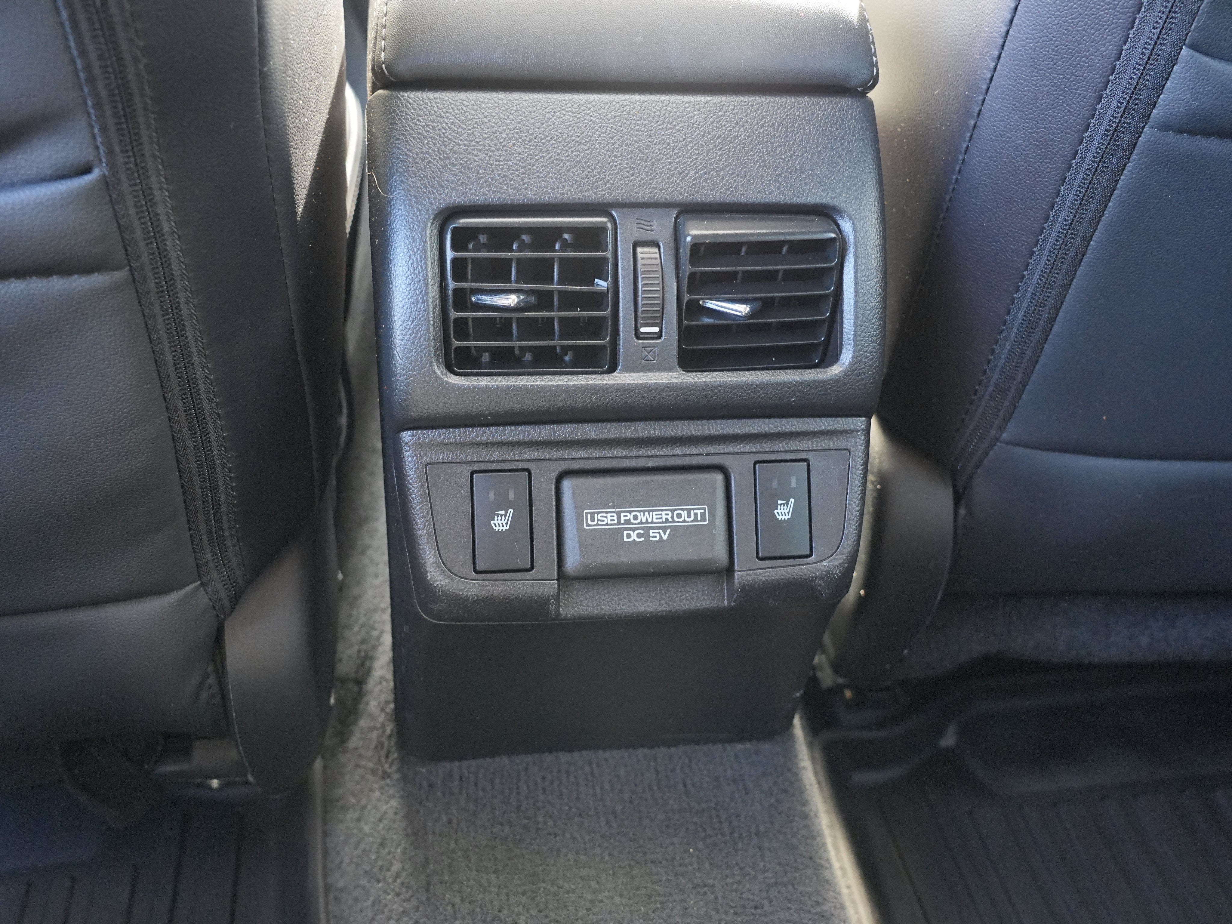 Used 2018 Subaru Outback 3.6R Limited AWD/4WD image 26