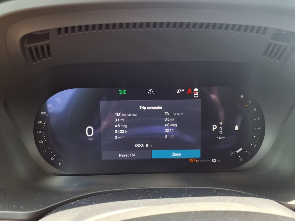 New 2026 Volvo XC60 B5 Core AWD/4WD image 29