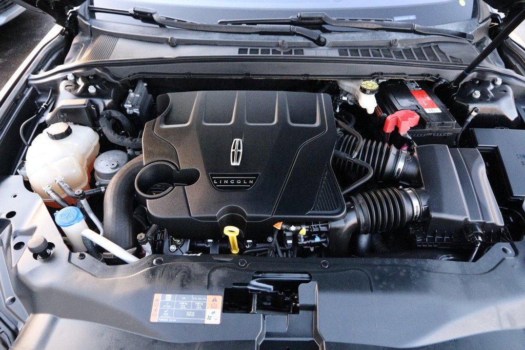 Used 2020 Lincoln Continental Reserve w/ Luxury Package image 28