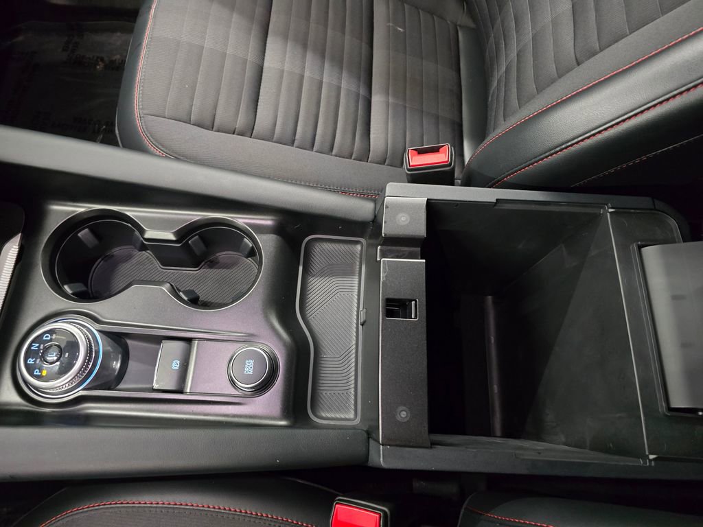 Used 2025 Ford Explorer ST-Line w/ ST-Line Street Pack image 26