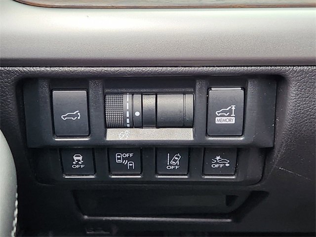 Used 2019 Subaru Outback 2.5i Limited image 16