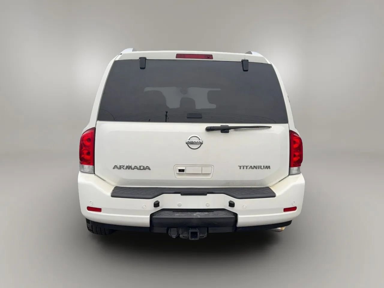 Used 2010 Nissan Armada Titanium image 5