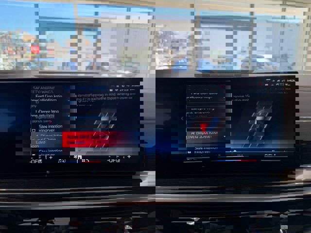 New 2026 BMW X6 M60i image 15