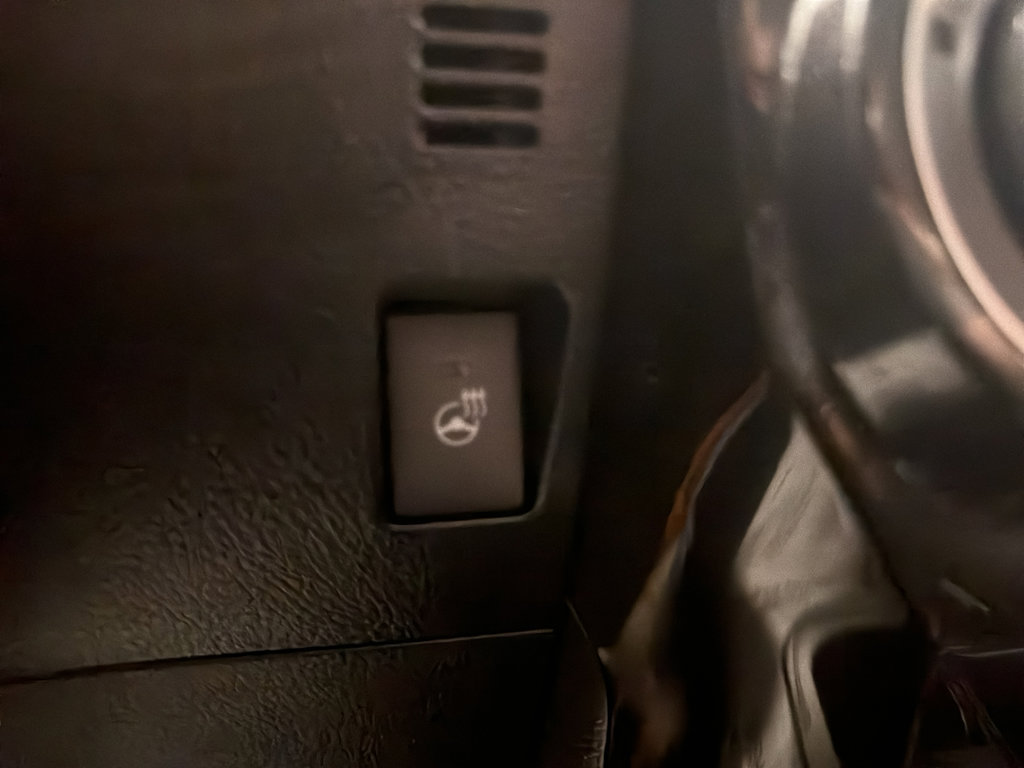 Used 2024 Toyota 4Runner TRD Off-Road Premium image 28