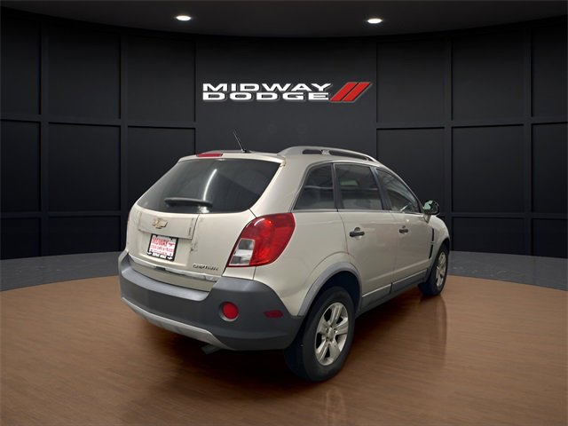 Used 2013 Chevrolet Captiva Sport LS image 4