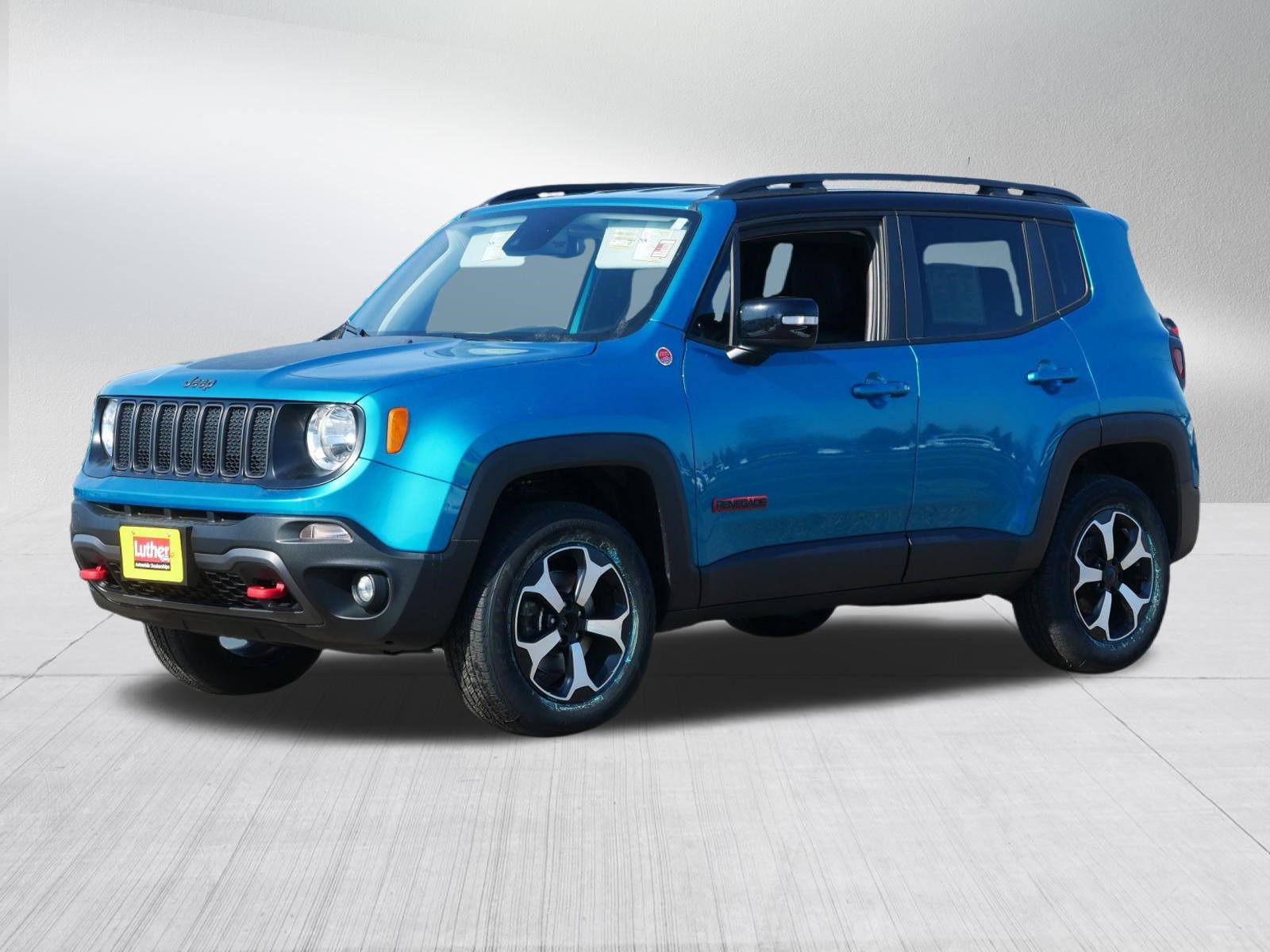 Used 2022 Jeep Renegade Trailhawk w/ Trailer Tow Group image 3