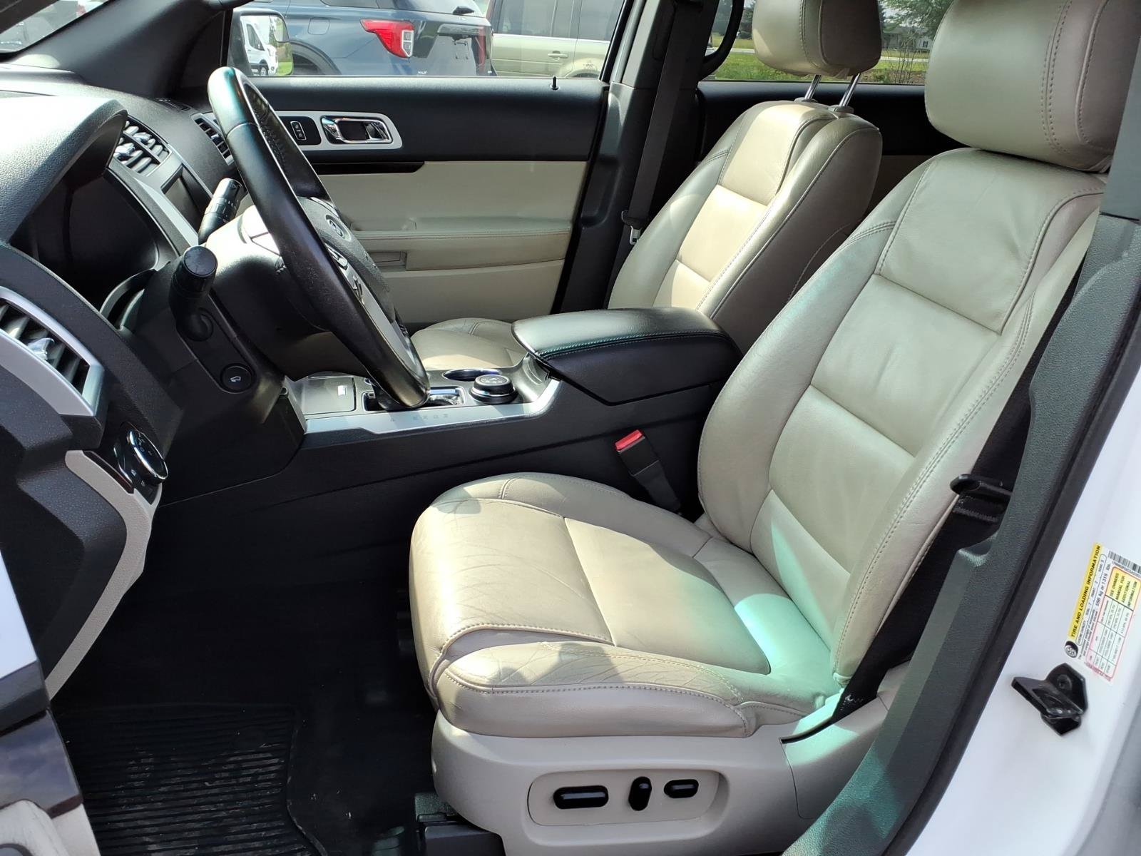 Used 2012 Ford Explorer Limited w/ Class III Trailer Tow Pkg AWD/4WD image 8