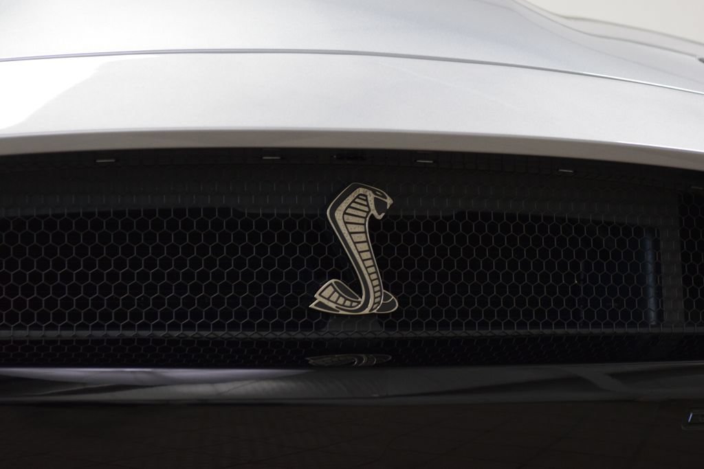 Used 2022 Ford Mustang Shelby GT500 RWD image 16