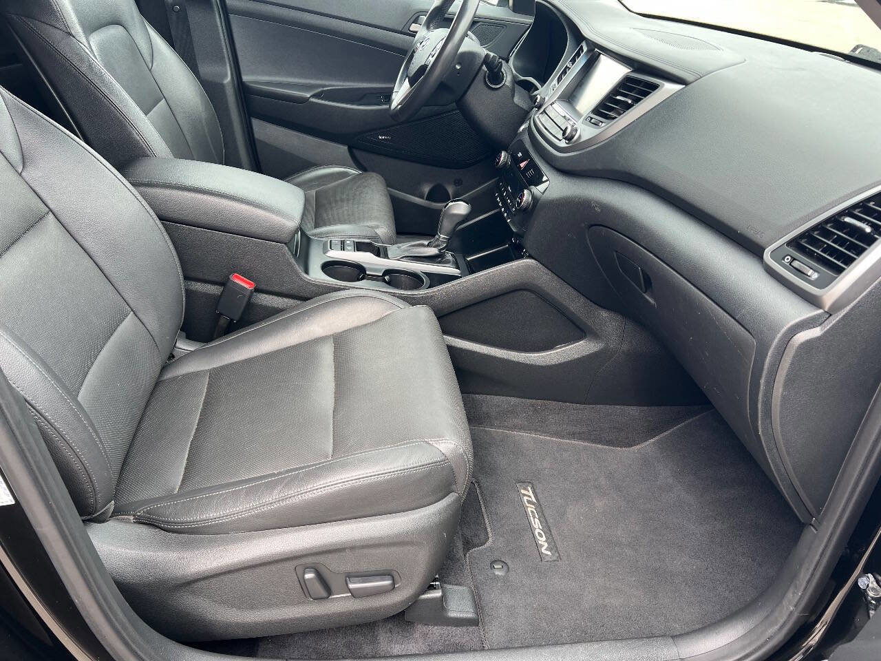 Used 2018 Hyundai Tucson SEL Plus w/ Cargo Package image 19