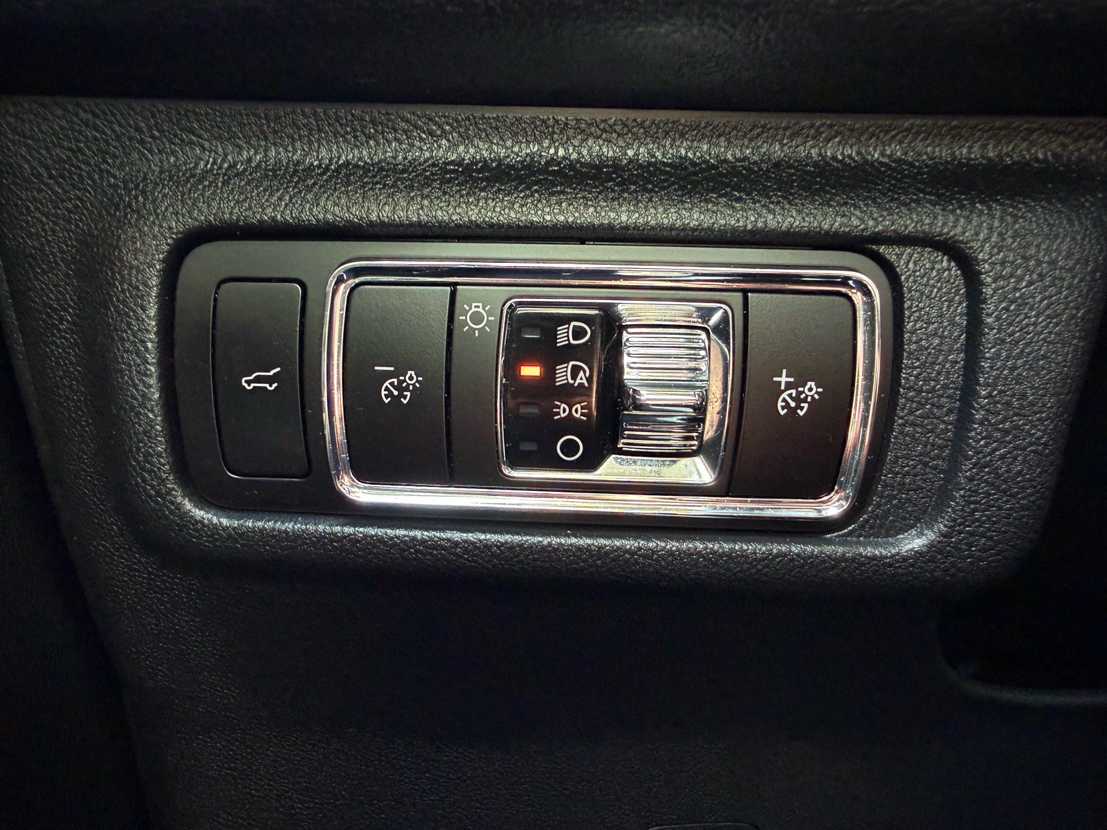 Certified 2023 Lincoln Corsair AWD w/ Equipment Group 101A image 24
