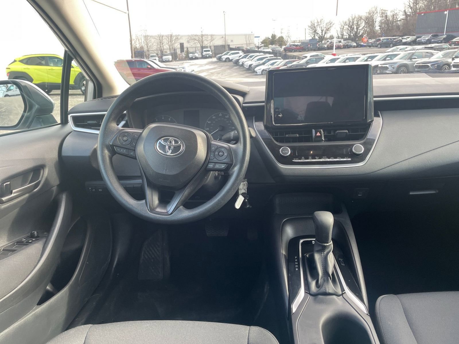 Used 2025 Toyota Corolla LE image 32