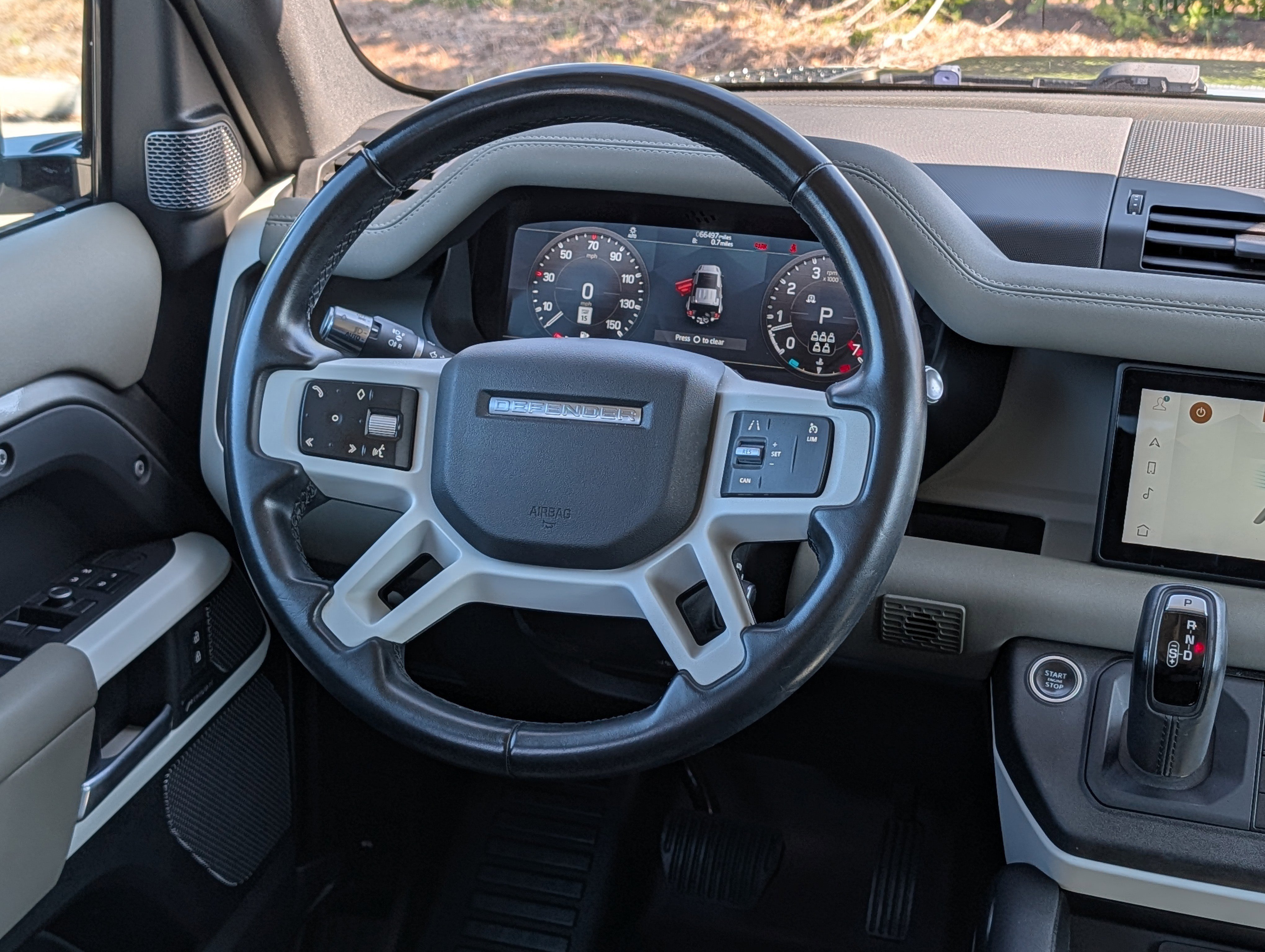 Used 2021 Land Rover Defender 110 SE AWD/4WD image 16