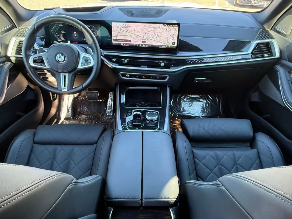 Certified 2025 BMW X5 M60i w/ Parking Assistance Package image 32