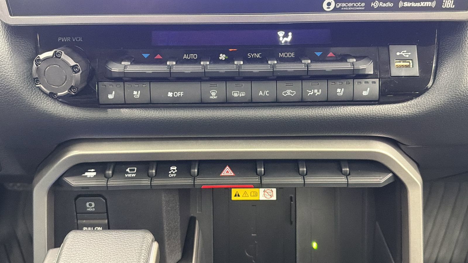 Used 2024 Toyota Tundra Limited image 24