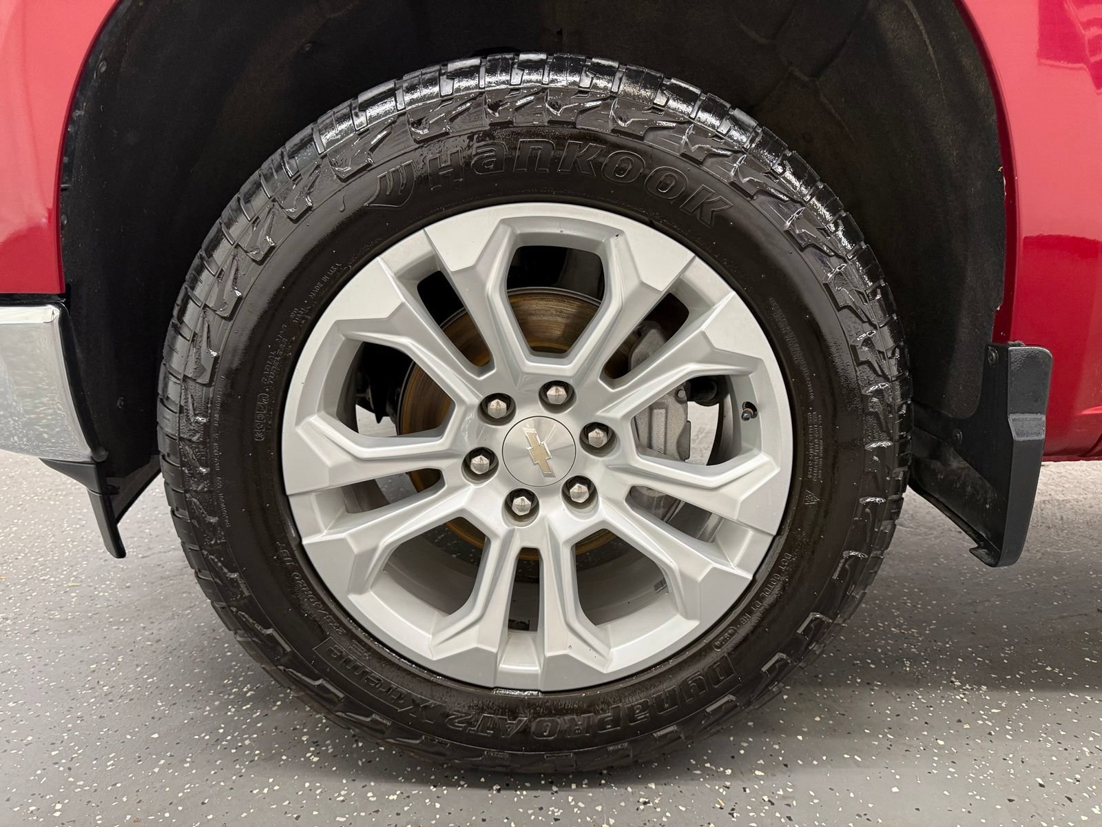 Used 2024 Chevrolet Silverado 1500 LTZ w/ LTZ Premium Package AWD/4WD image 18