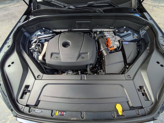 Certified 2022 Volvo XC90 T8 Inscription w/ Advanced Package AWD/4WD image 11
