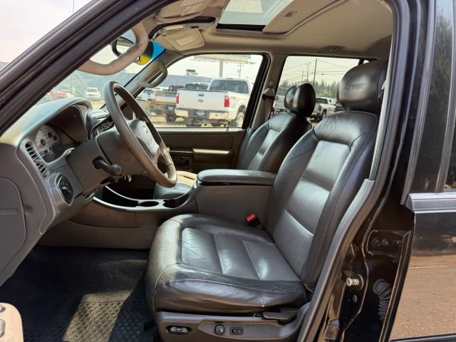 Used 2005 Ford Explorer Sport Trac Adrenalin AWD/4WD image 2