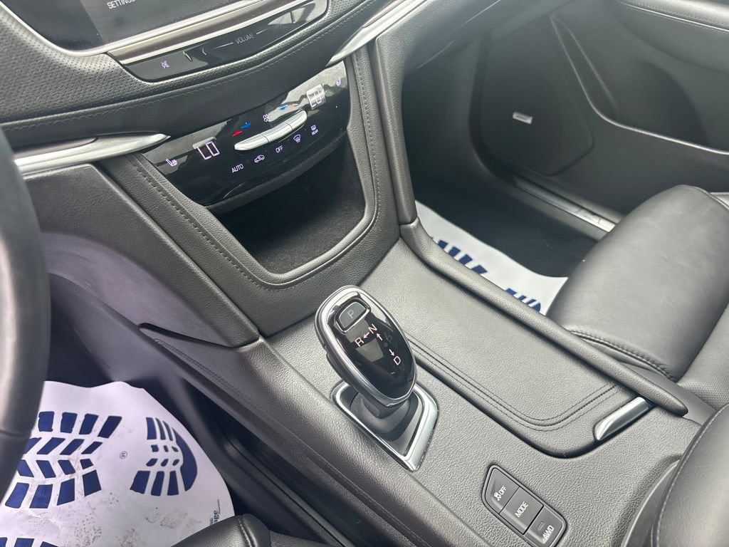 Used 2018 Cadillac XT5 Luxury AWD/4WD image 26