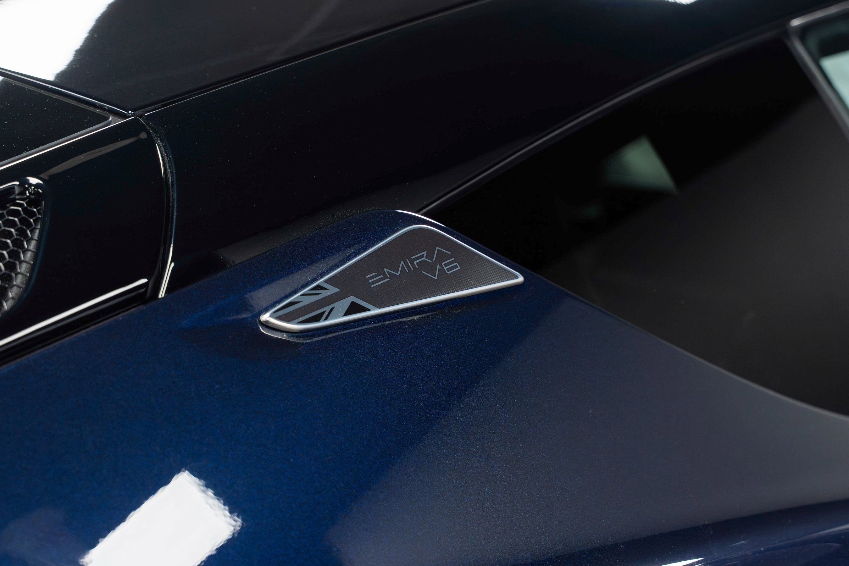 New 2025 Lotus Emira image 11