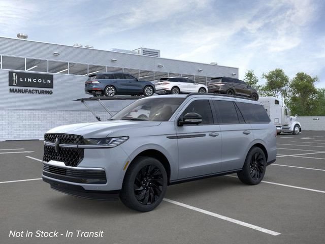 New 2026 Lincoln Navigator Reserve w/ Jet Appearance Package AWD/4WD image 1