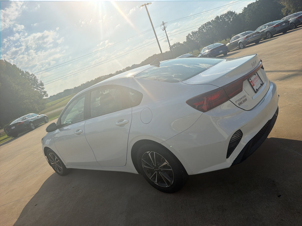 Used 2023 Kia Forte LXS FWD image 6