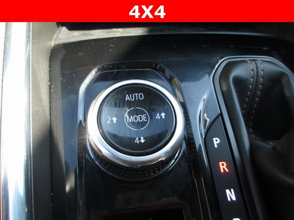 Used 2026 GMC Canyon AT4 image 28