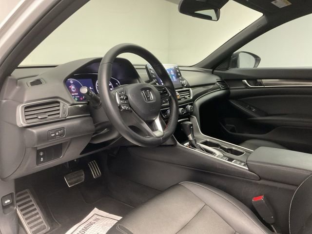 Used 2022 Honda Accord Sport image 11