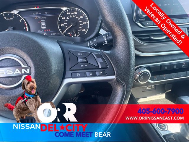 Used 2025 Nissan Altima 2.5 SV FWD image 18
