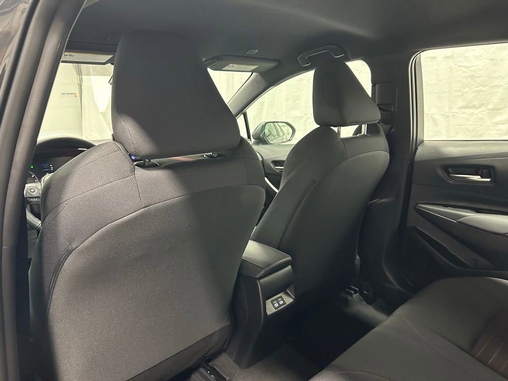 Used 2025 Toyota Corolla SE image 46