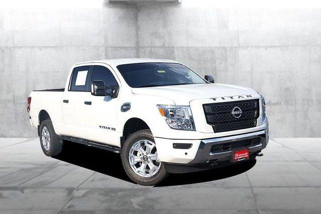 Used 2024 Nissan Titan SV w/ SV Convenience Package AWD/4WD image 2