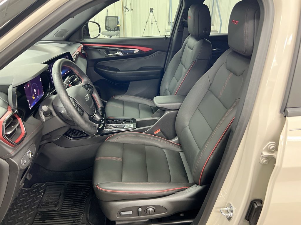 Used 2026 Chevrolet TrailBlazer RS w/ Driver Confidence Package FWD image 19