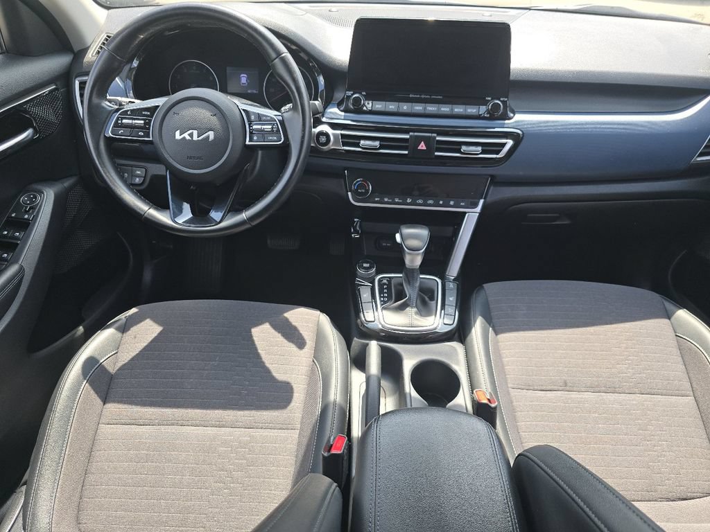 Used 2022 Kia Seltos S AWD/4WD image 20