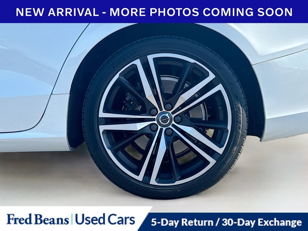 Used 2019 Volvo S60 T6 R-Design AWD/4WD image 11