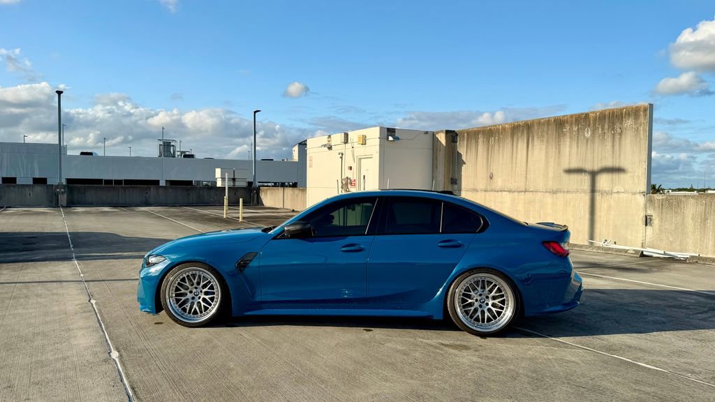 Used 2025 BMW M3 w/ Executive Package image 5