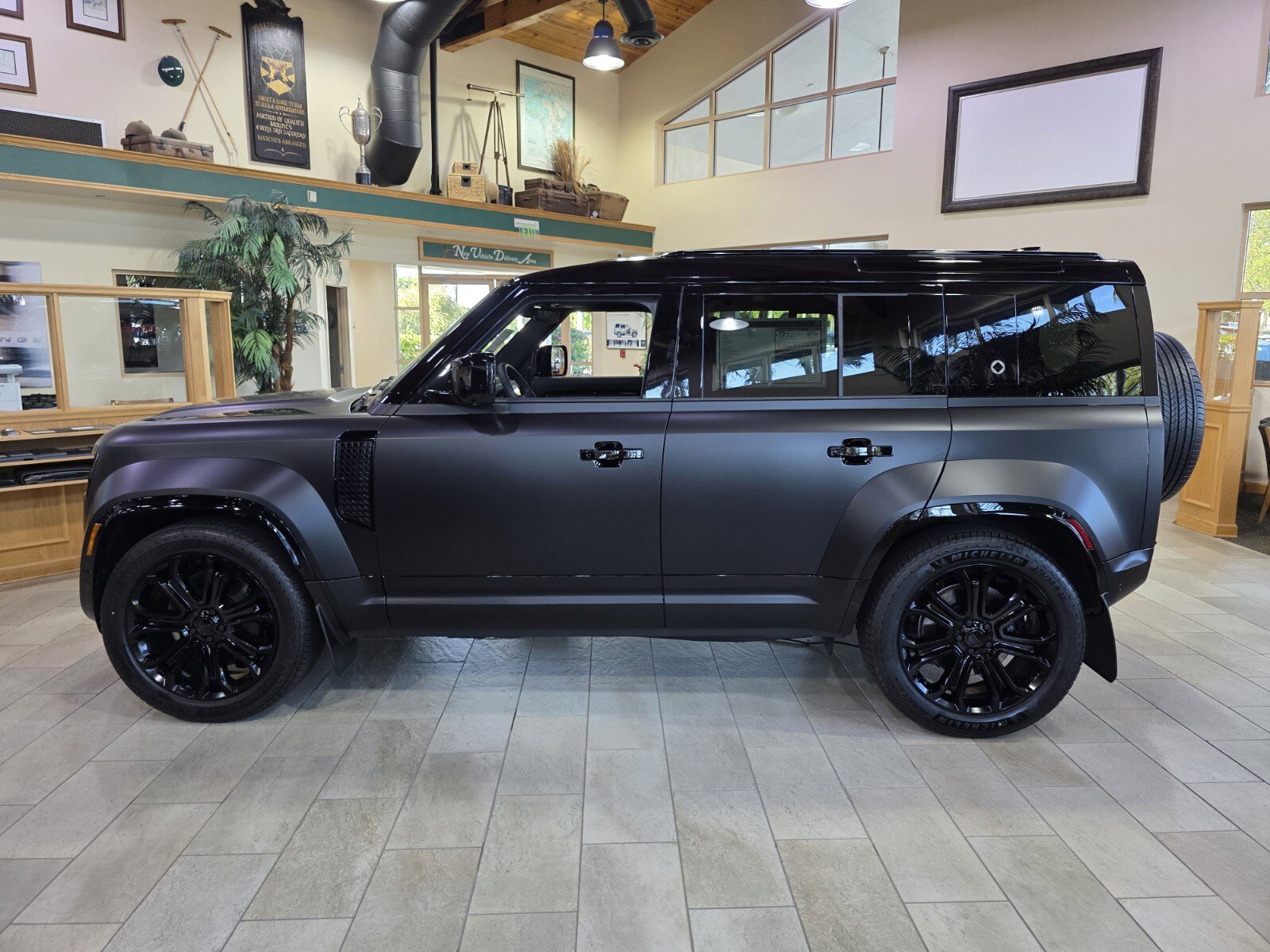 New 2026 Land Rover Defender 110 OCTA image 7