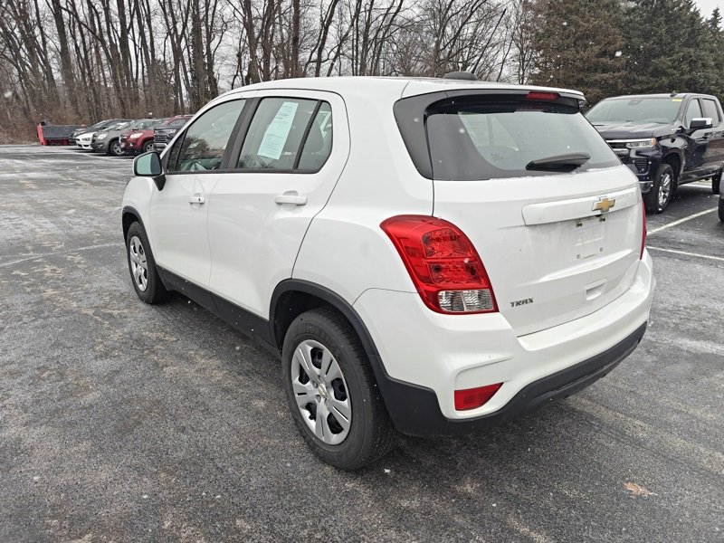 Used 2018 Chevrolet Trax LS image 5