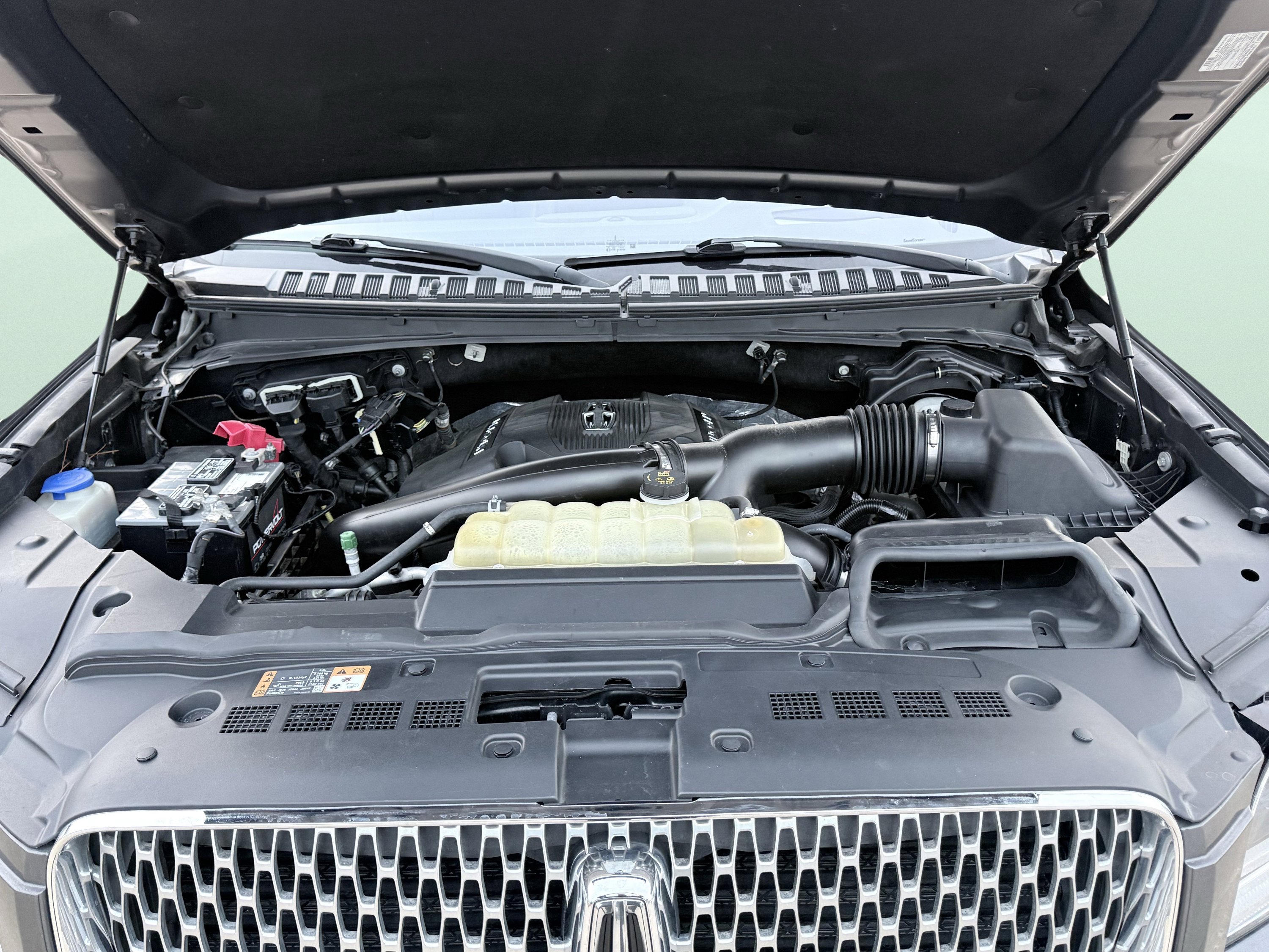 Used 2018 Lincoln Navigator Reserve w/ Technology Package image 22