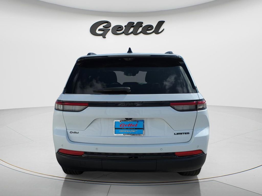 Used 2023 Jeep Grand Cherokee Limited w/ Luxury Tech Group II RWD image 6