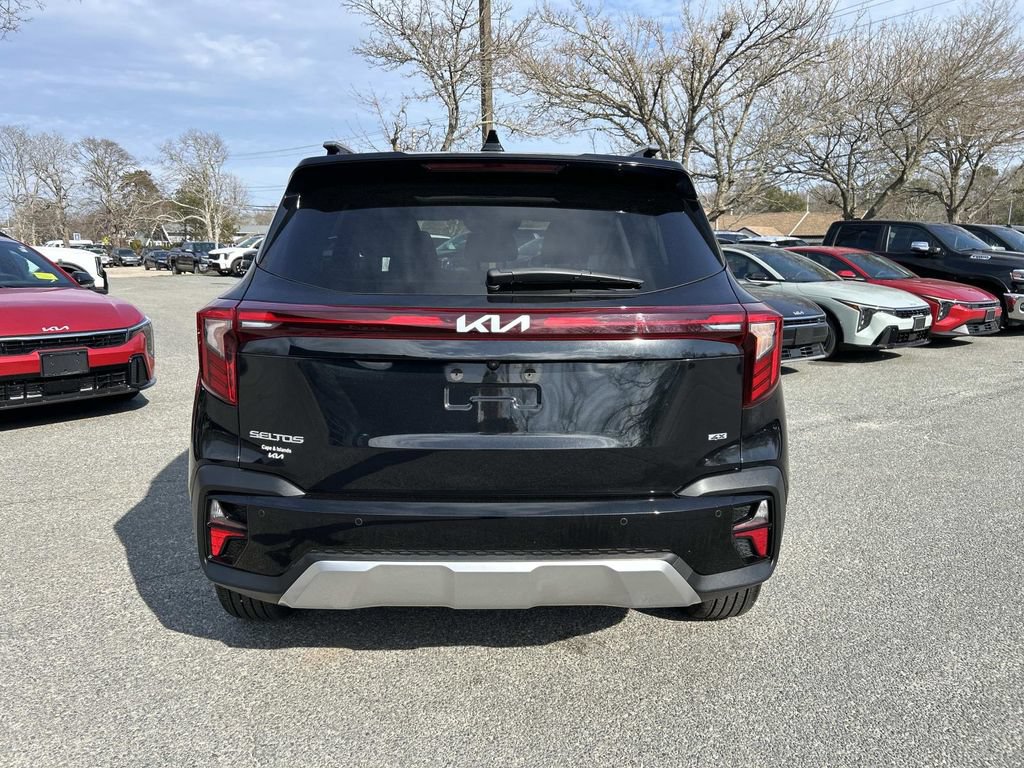 Used 2025 Kia Seltos EX w/ EX Sunroof Package AWD/4WD image 4