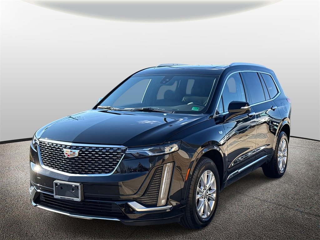 Used 2025 Cadillac XT6 Luxury image 7