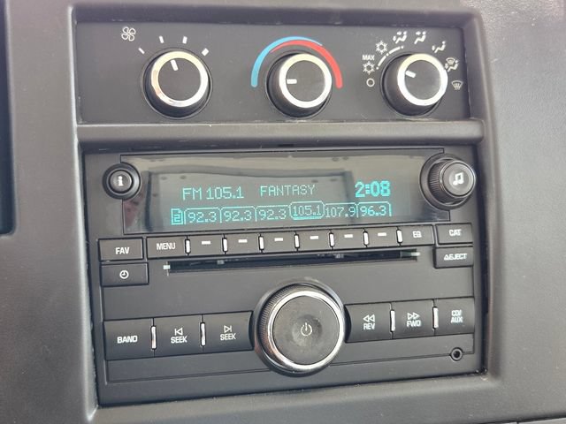 Used 2016 Chevrolet Express 3500 RWD image 15